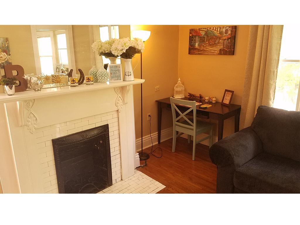 The B Apartment Louisville Ngoại thất bức ảnh