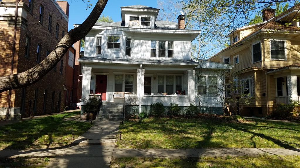 The B Apartment Louisville Ngoại thất bức ảnh